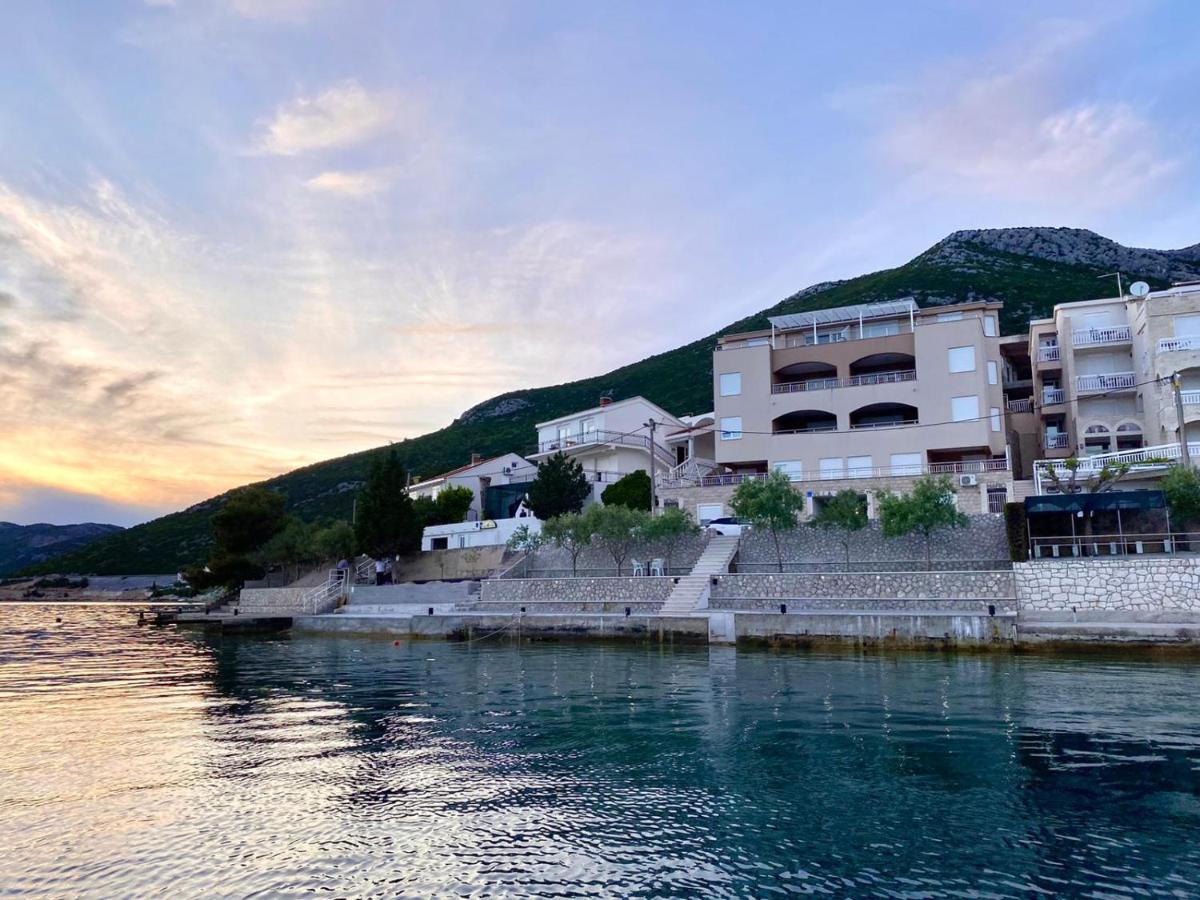 Apartments Domane Nenad Neum Exterior foto