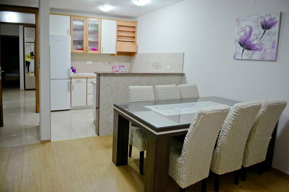 Apartments Domane Nenad Neum Quarto foto
